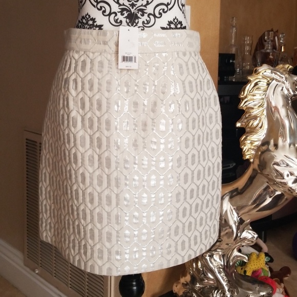 💖 BANANA REPUBLIC SKIRT💖 - Picture 3 of 8